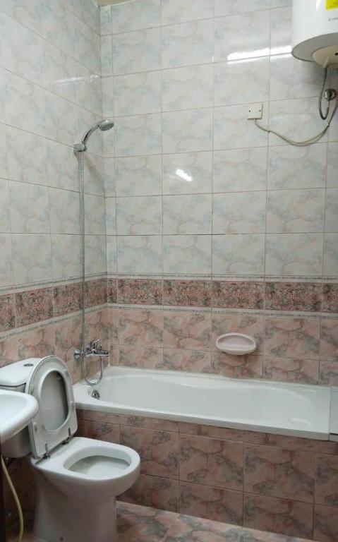 Holiday Home 2 Bedrooms Apartment For Family Only ชาร์จาห์ ภายนอก รูปภาพ